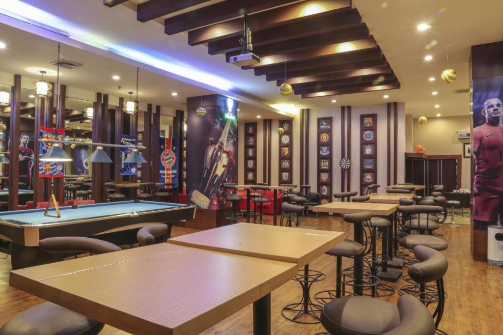 Almadera Hotel Makassar Kültér fotó