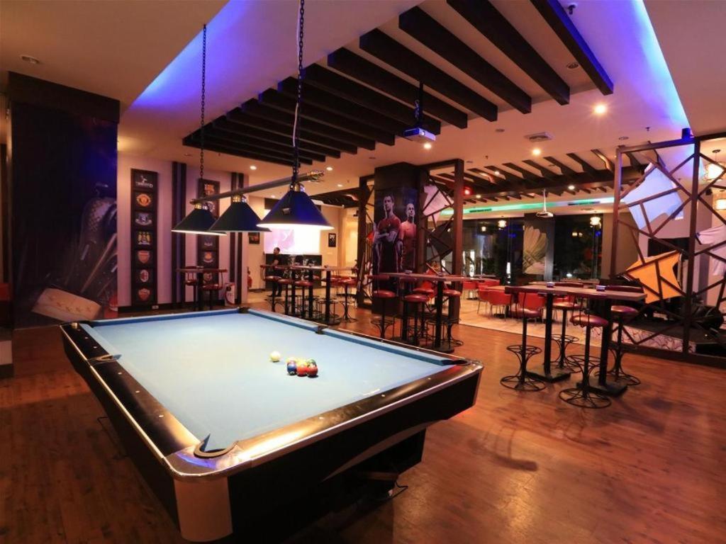 Almadera Hotel Makassar Kültér fotó