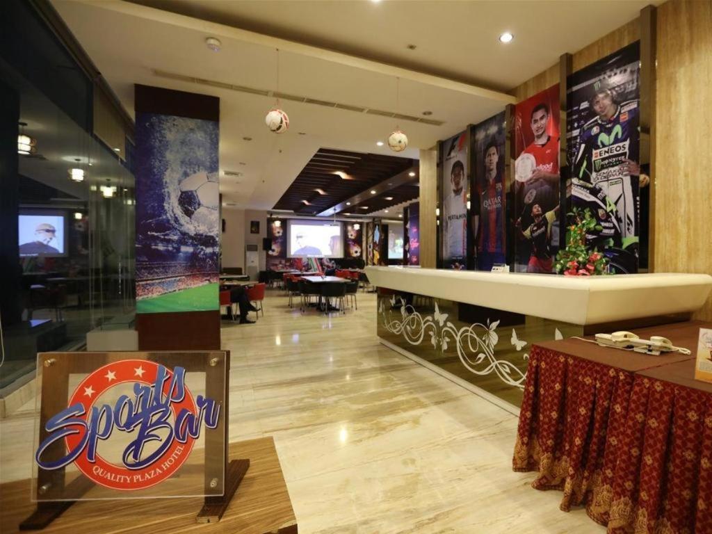 Almadera Hotel Makassar Kültér fotó