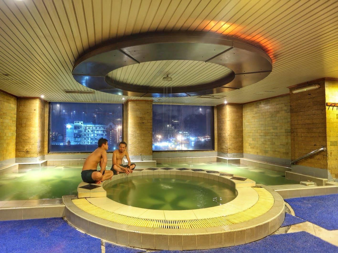 Almadera Hotel Makassar Kültér fotó