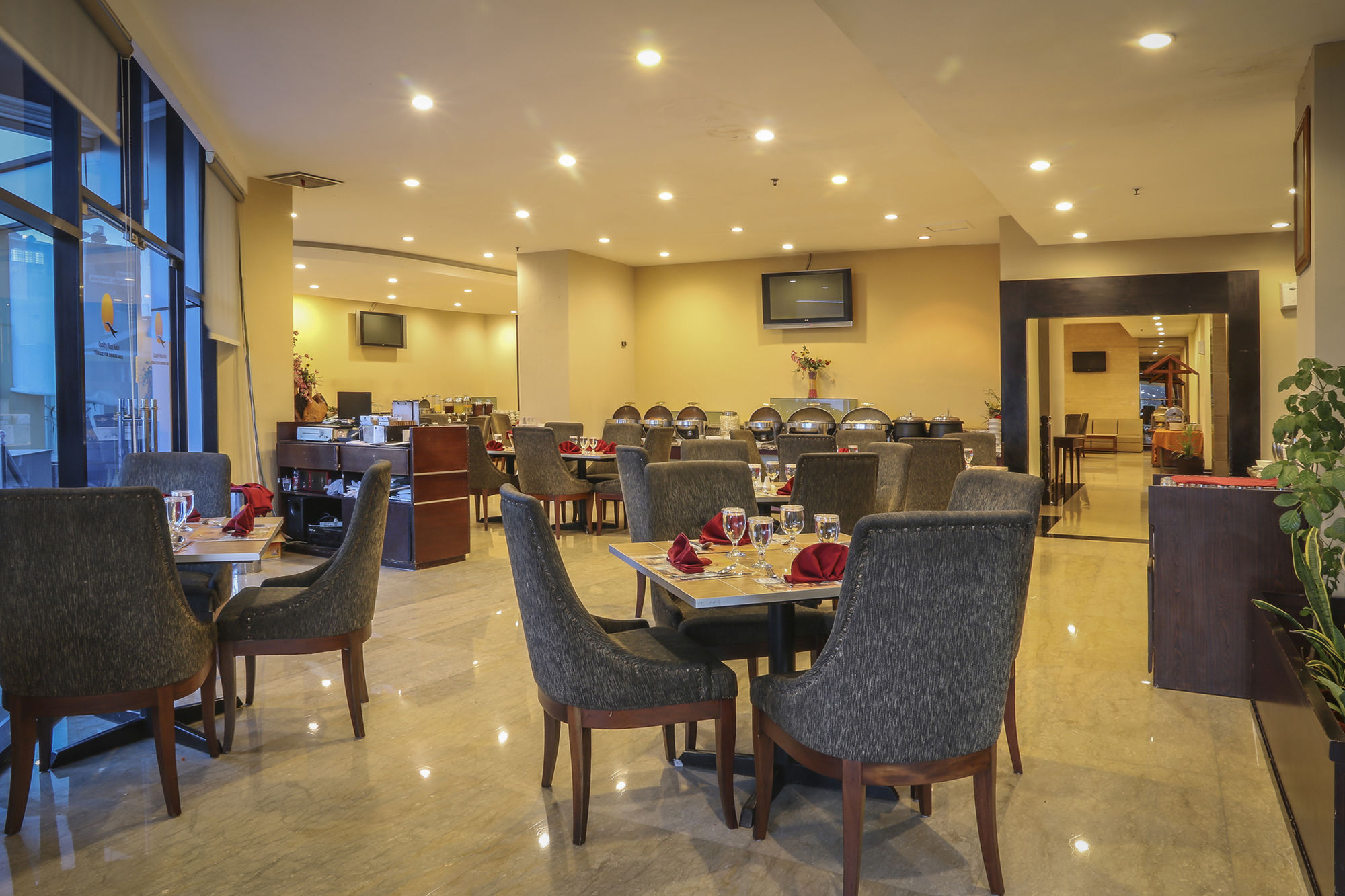 Almadera Hotel Makassar Kültér fotó